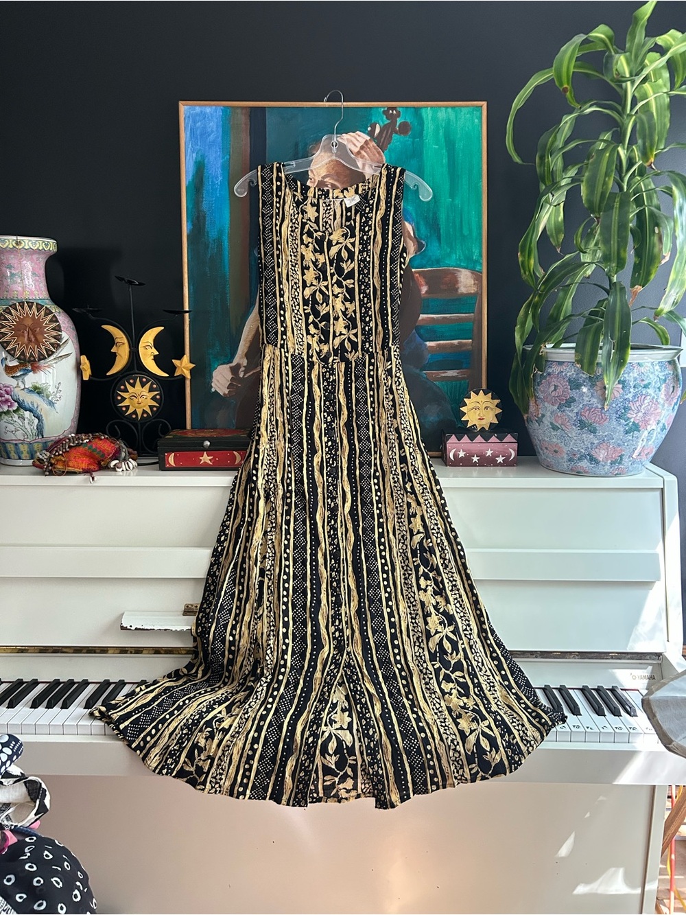 Vintage Style Black Tan Floral Maxi Dress 100% Viscose Size S Boho